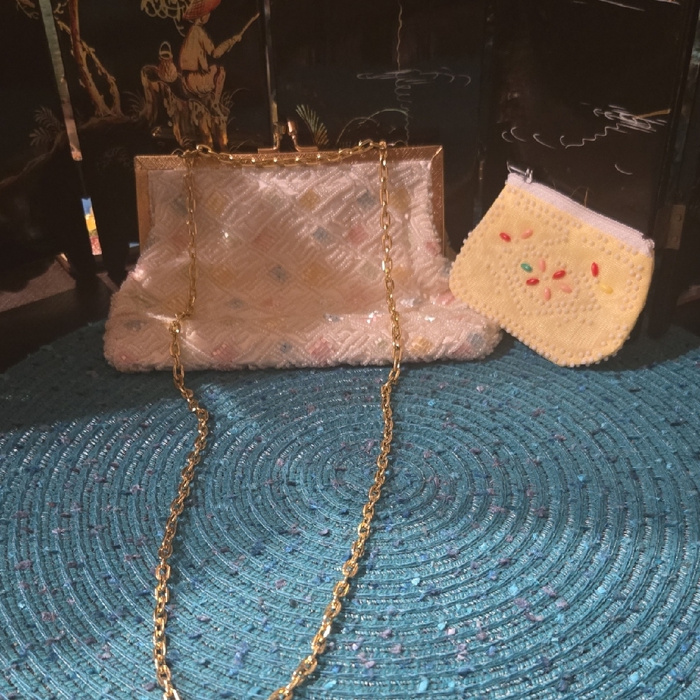 Elegant White and Gold Clutch Bag